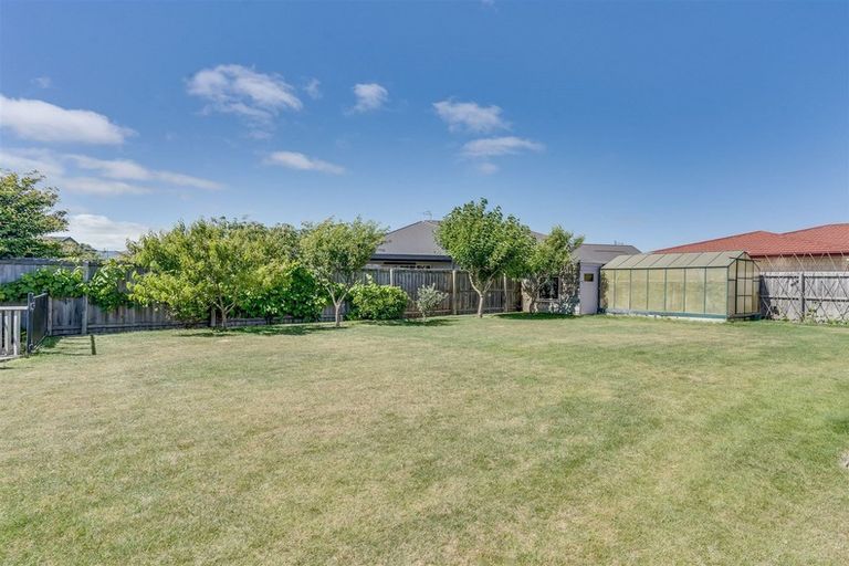 Photo of property in 9 Eliza Place, Aidanfield, Christchurch, 8025