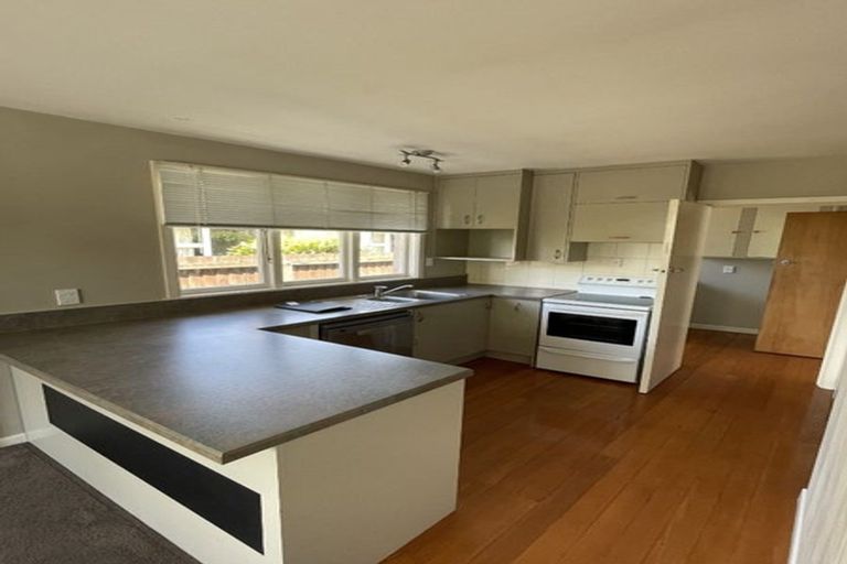 Photo of property in 307 Wairakei Road, Bryndwr, Christchurch, 8053