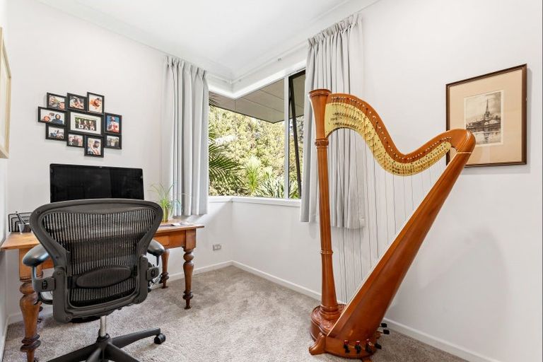 Photo of property in 16 Mccallum Drive, Sandspit, Warkworth, 0982