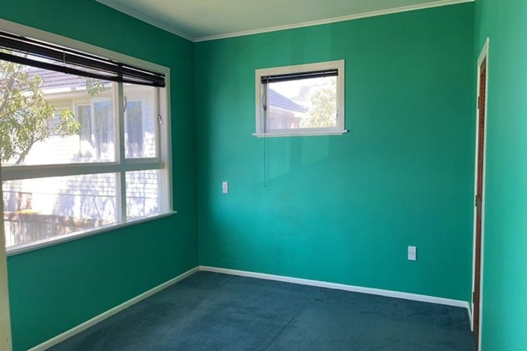 Photo of property in 30 Gilliam Street, New Lynn, Auckland, 0600