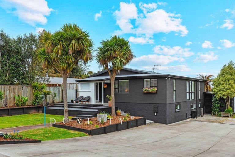 Photo of property in 37 Tamatea Road, Taupo, 3330