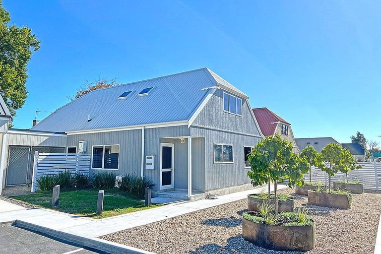 Photo of property in 17 Joshua Lane, Hamilton East, Hamilton, 3216