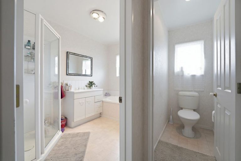Photo of property in 14 Brymer Road, Grandview Heights, Hamilton, 3200