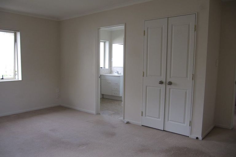 Photo of property in 147a Edmonton Road, Te Atatu South, Auckland, 0610