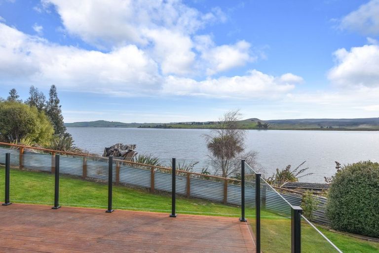 Photo of property in 55 Titri Road, Waihola, Outram, 9073