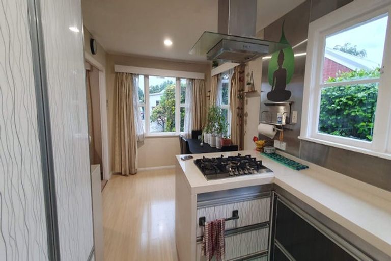 Photo of property in 2 Boothby Grove, Fairfield, Lower Hutt, 5011