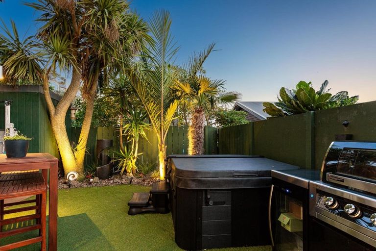 Photo of property in 44c Moana Road, Plimmerton, Porirua, 5026