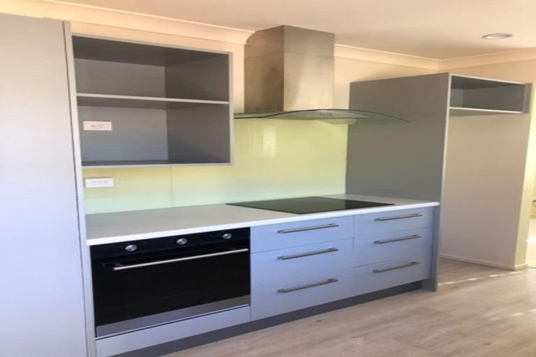 Photo of property in 5 Matai Street, Waikanae, 5036