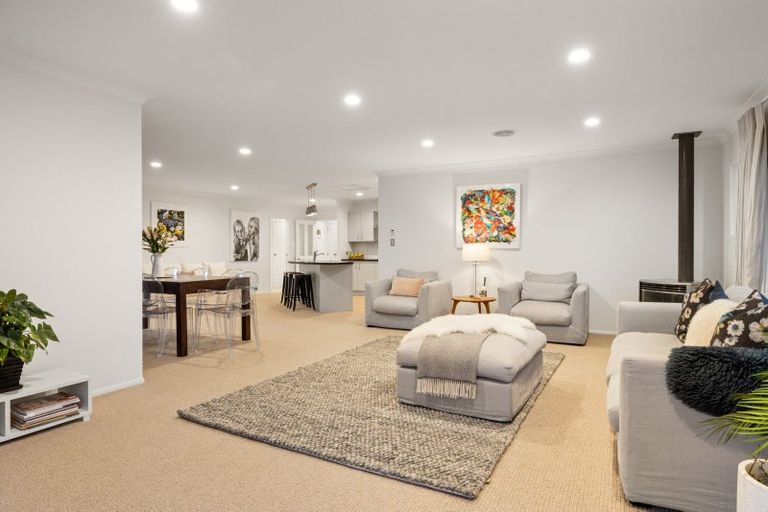 Photo of property in 32 Bellbird Rise, Pyes Pa, Tauranga, 3112