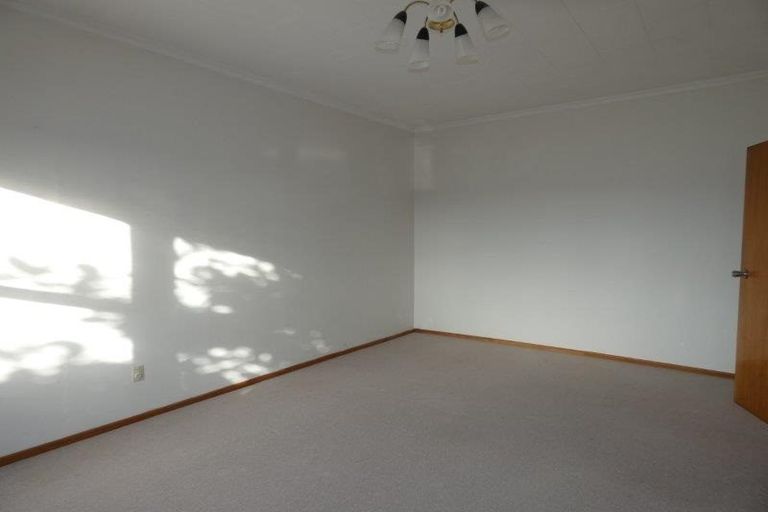 Photo of property in 24 Lawrence Street, Newtown, Wellington, 6021