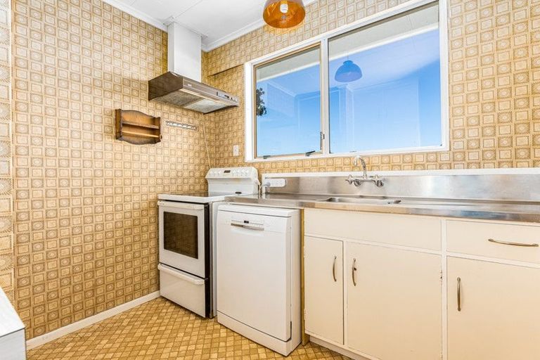 Photo of property in 1/26 Rajkot Terrace, Broadmeadows, Wellington, 6035