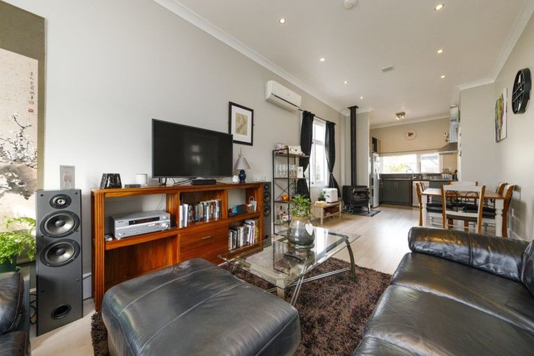 Photo of property in 16 Aorangi Street, Feilding, 4702