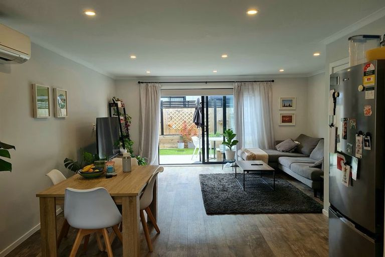 Photo of property in 30 Dahl Drive, Wallaceville, Upper Hutt, 5018