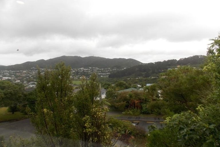 Photo of property in 18a Montgomery Avenue, Karori, Wellington, 6012