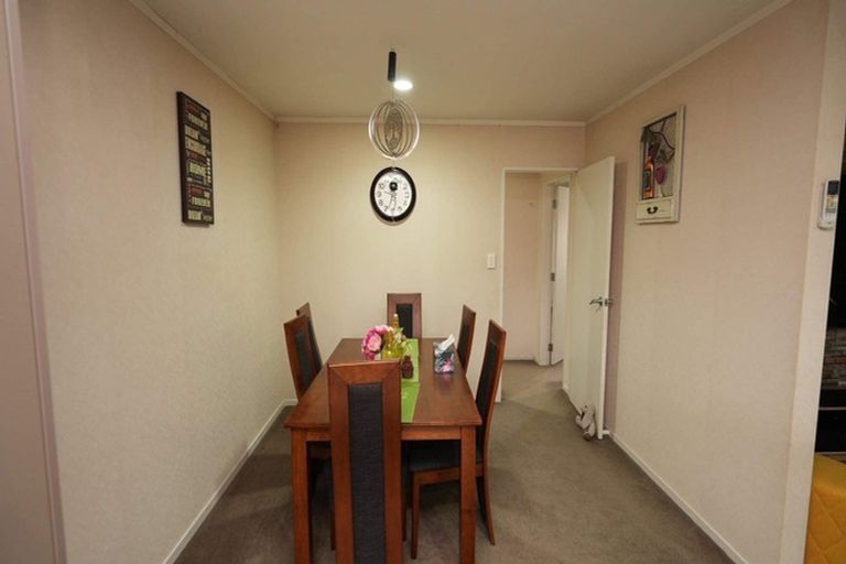 Photo of property in 21 Cleveland Heights, Kelvin Grove, Palmerston North, 4414