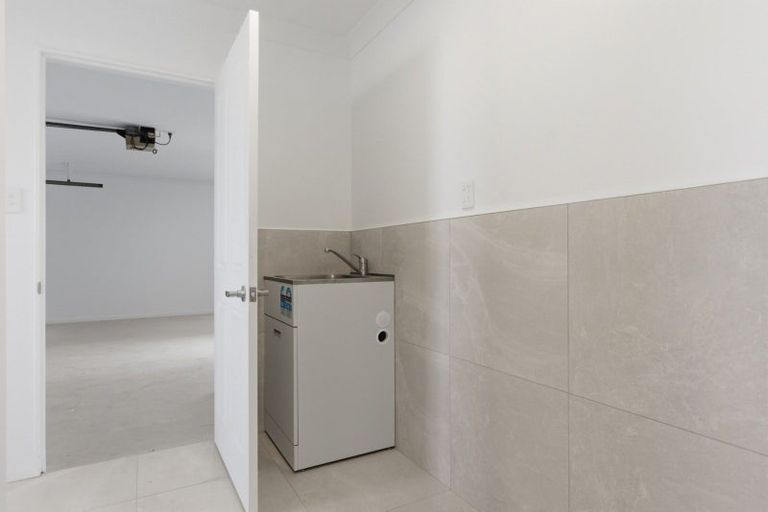 Photo of property in 10 Stableford Drive, Pyes Pa, Tauranga, 3112