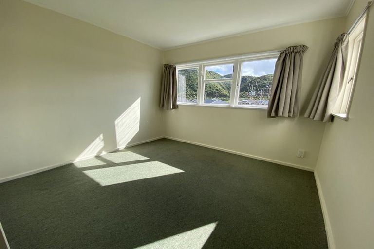 Photo of property in 95 Farmer Crescent, Taita, Lower Hutt, 5011