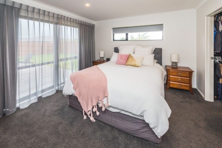 Photo of property in 20 Magnolia Crescent, Tawhero, Whanganui, 4501