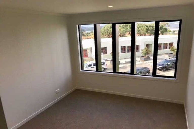 Photo of property in 4 Alexander Willis Crescent, Hobsonville, Auckland, 0616