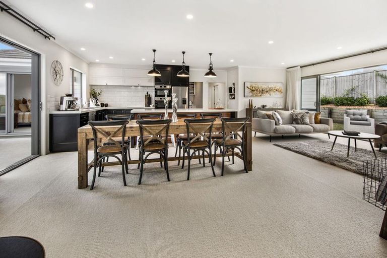 Photo of property in 50 Mark Ball Drive, Pokeno, 2402