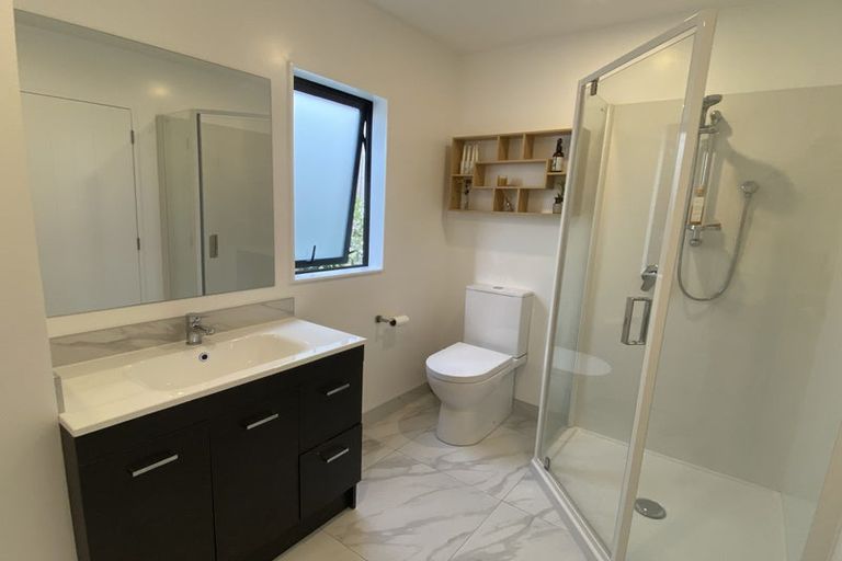 Photo of property in 78d Lincoln Park Avenue, Massey, Auckland, 0614