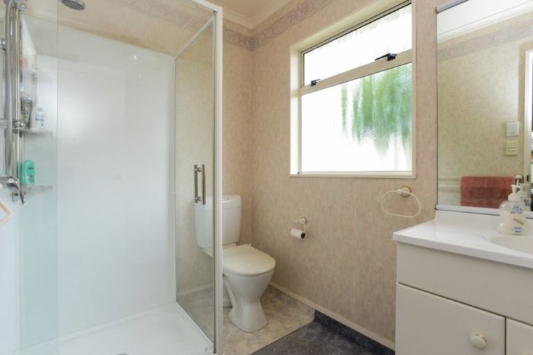 Photo of property in 9 Claridge Place, Taradale, Napier, 4112