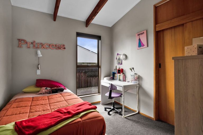 Photo of property in 7 Green Lane, Hawera, 4610