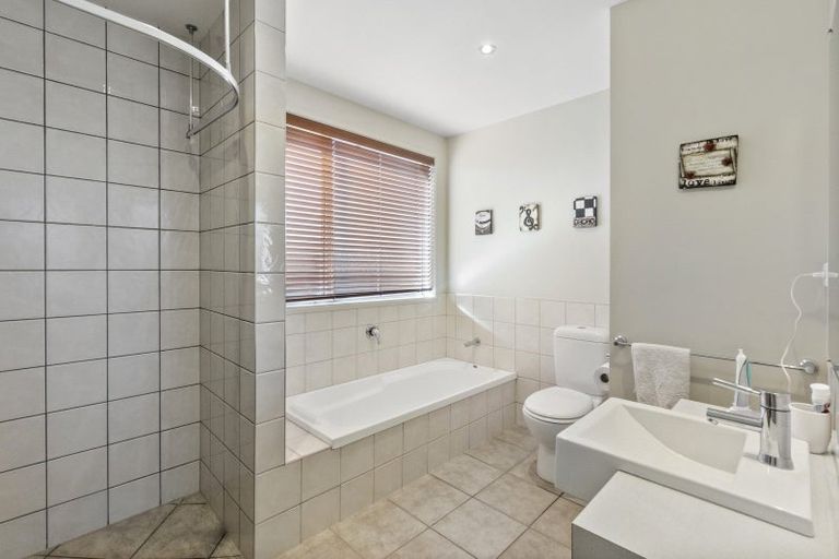 Photo of property in 22f Sayer Street, Frankton, Hamilton, 3204