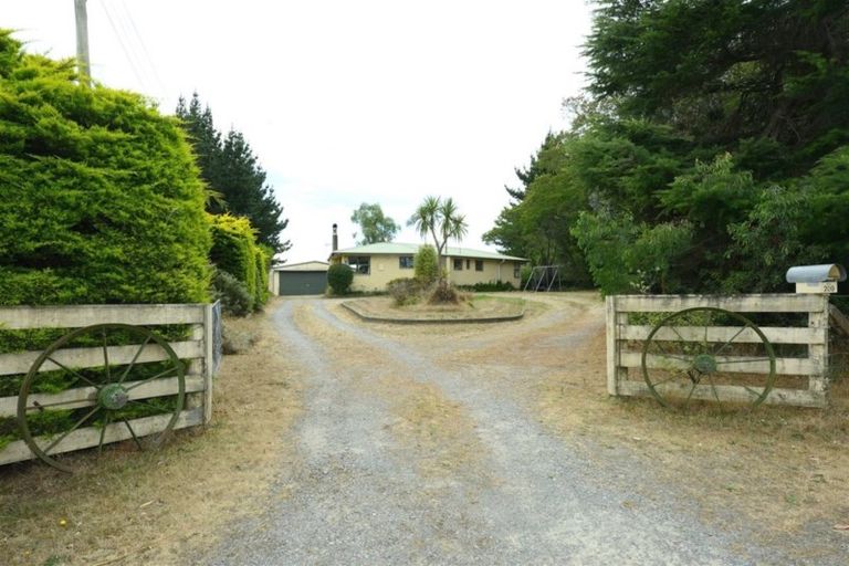 Photo of property in 209 Spencerville Road, Ouruhia, Christchurch, 8083