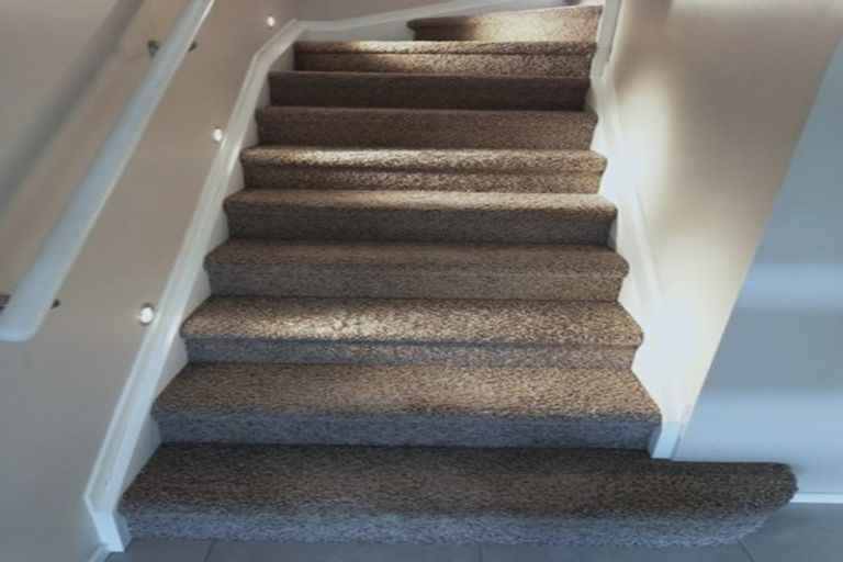 Photo of property in 5 Waldorf Crescent, Orewa, 0931