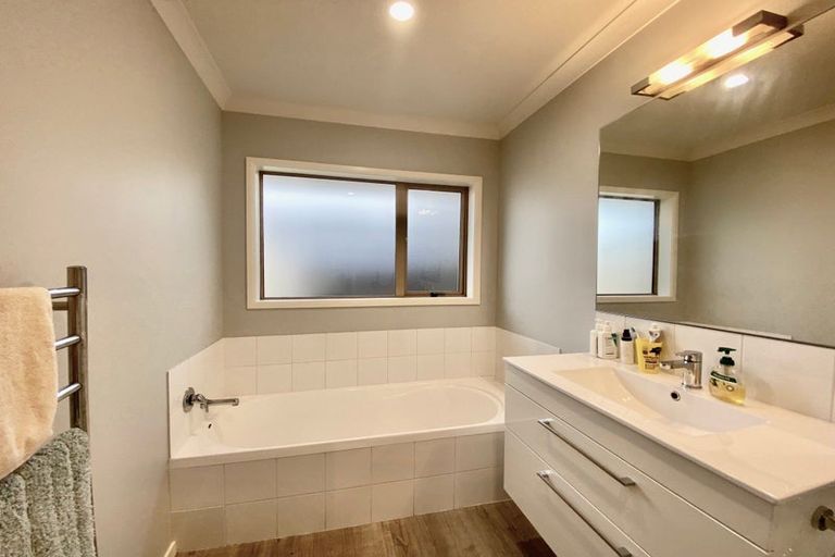 Photo of property in 3 Edwin Trent Drive, Prebbleton, 7604