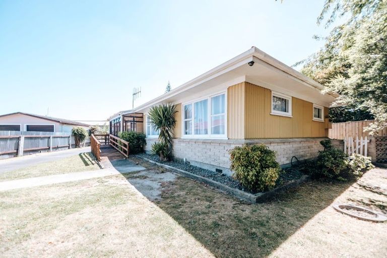 Photo of property in 8 Guildford Street, Tamatea, Napier, 4112