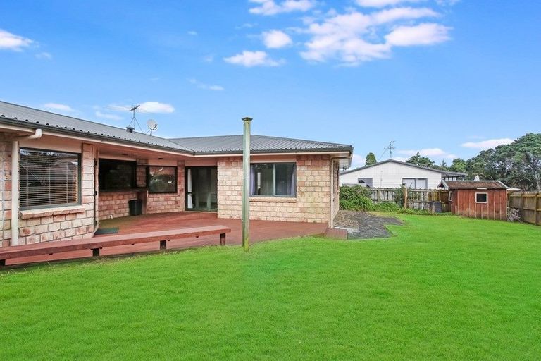 Photo of property in 4 Vela Place, Clarks Beach, 2122