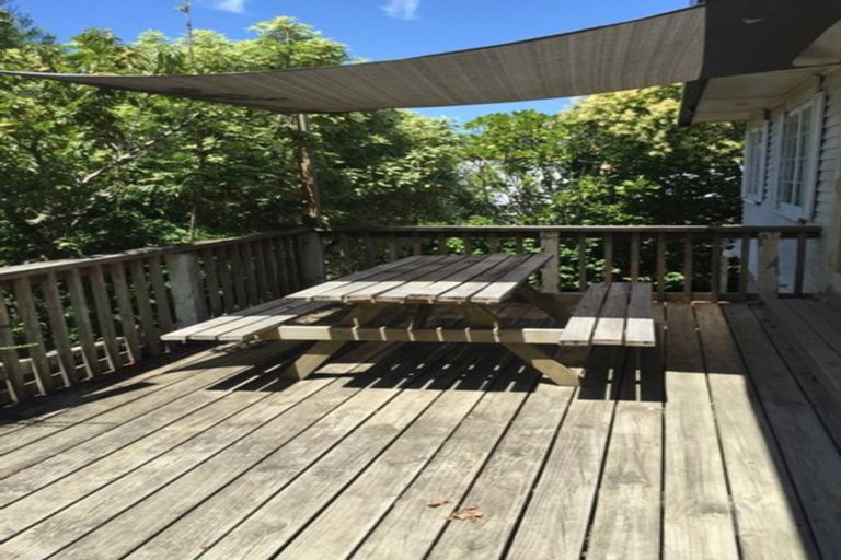 Photo of property in 234b Albany Highway, Schnapper Rock, Auckland, 0632