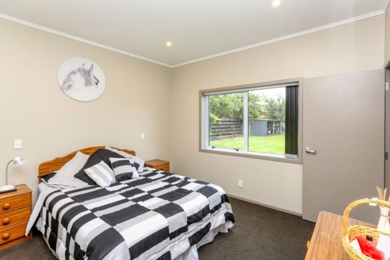 Photo of property in 172 Richmond Road, Lepperton, New Plymouth, 4373