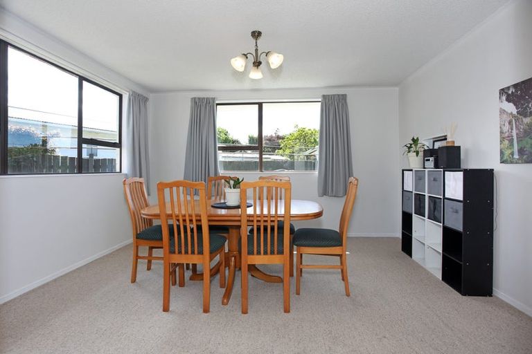 Photo of property in 8 Mansell Crescent, Bulls, 4818