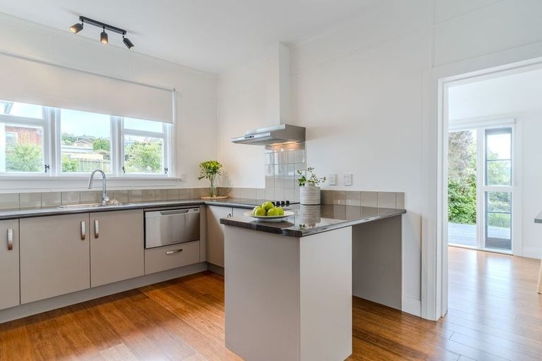 Photo of property in 182 Pine Hill Road, Dalmore, Dunedin, 9010