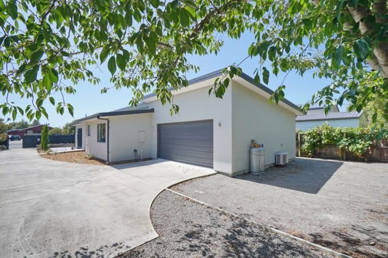 Photo of property in 20 Branksome Place, Parklands, Christchurch, 8083