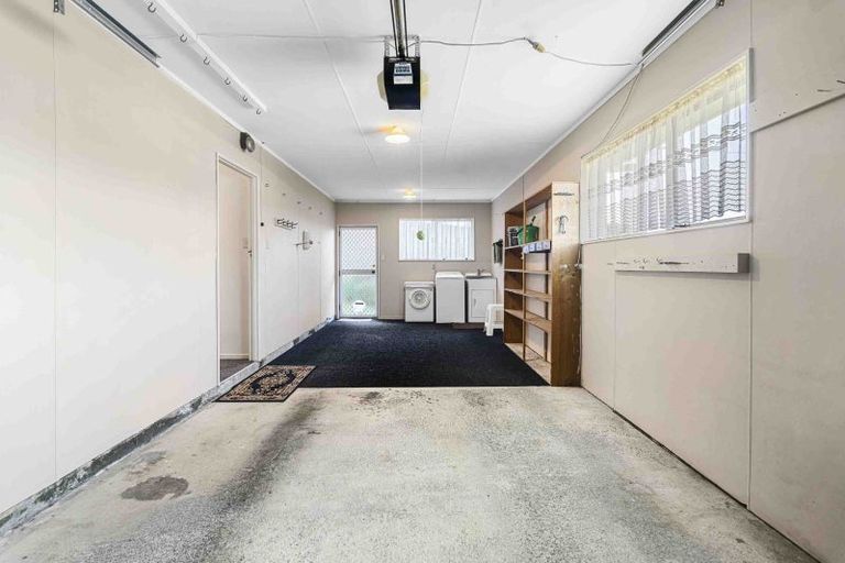 Photo of property in 20 Kenmore Street, Westown, New Plymouth, 4310