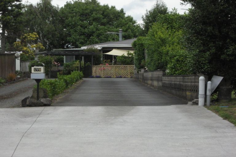 Photo of property in 176 Queen Street, Pukekohe, 2120