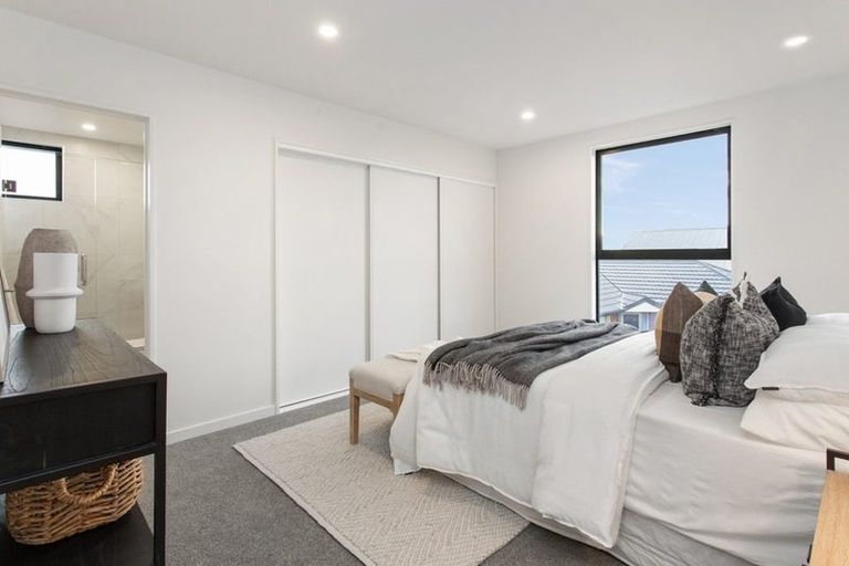 Photo of property in 3/27 Division Street, Riccarton, Christchurch, 8041