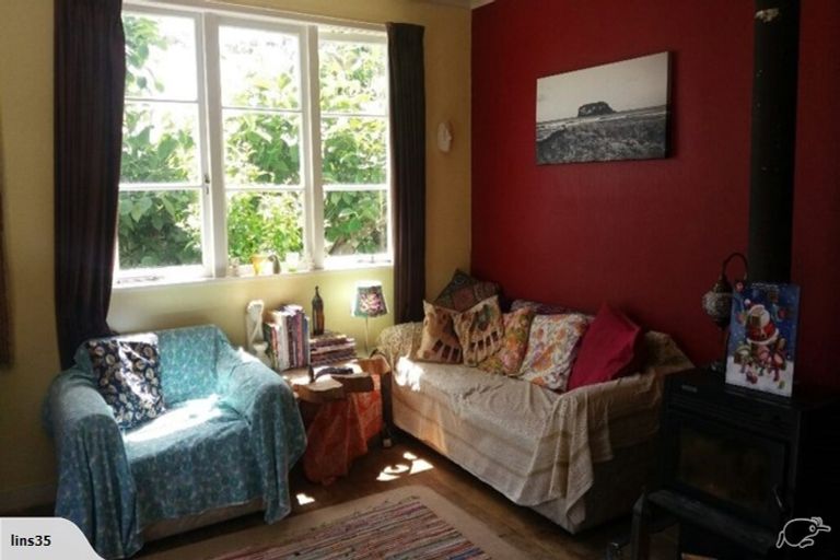 Photo of property in 7 Widdison Place, Whangamata, 3691