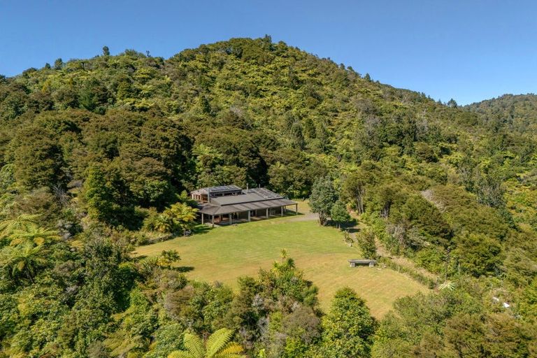 Photo of property in 820 The 309 Road, Waiau, Coromandel, 3581