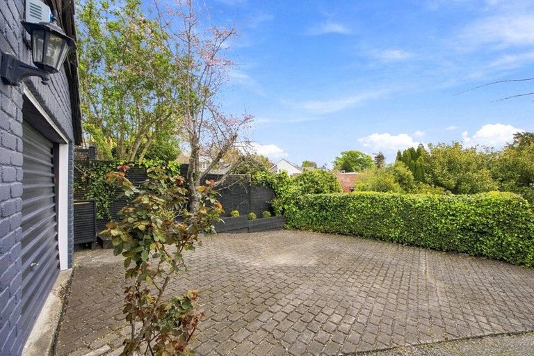 Photo of property in 2/57b Cashmere Road, Cashmere, Christchurch, 8022