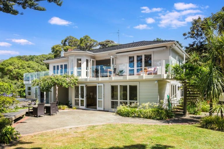 Photo of property in 89 Paremata Road, Paremata, Porirua, 5024