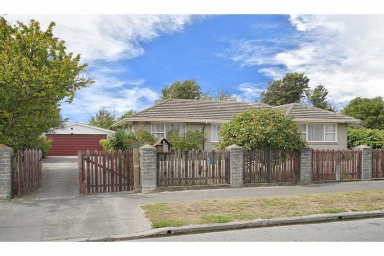 Photo of property in 84 Eureka Street, Aranui, Christchurch, 8061