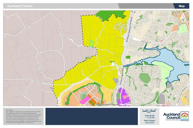 Photo of property in 100 Upper Orewa Road, Wainui, Silverdale, 0992