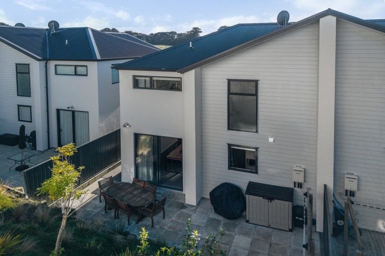 Photo of property in 3a Koreke Close, Kenepuru, 5022