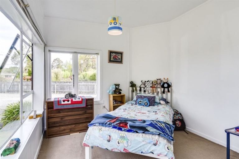 Photo of property in 30 Bell Street, Otane, 4202