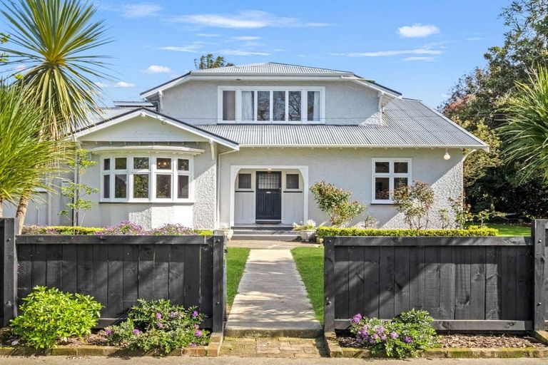 Photo of property in 5 Parkes Avenue, Saint Johns Hill, Whanganui, 4501